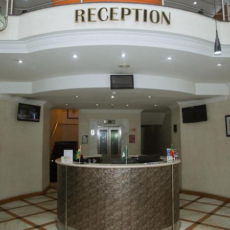 Morning Side Suites Aliayabiagba Exterior foto
