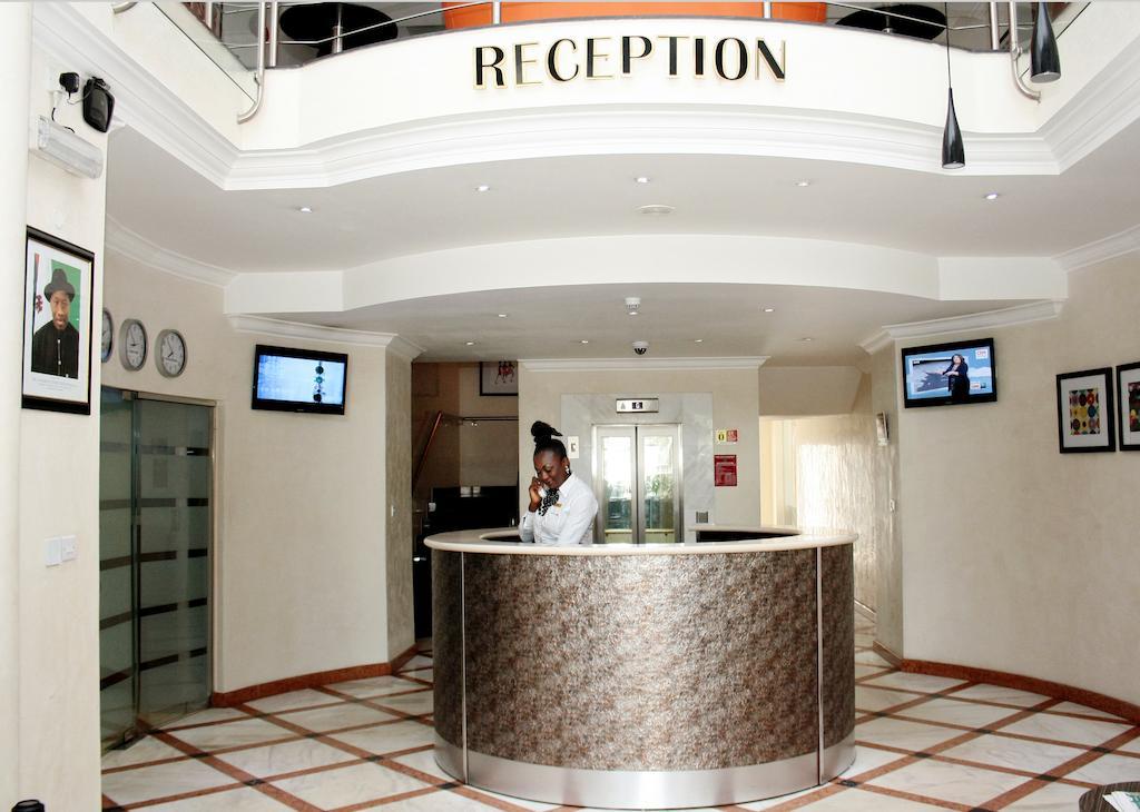 Morning Side Suites Aliayabiagba Exterior foto
