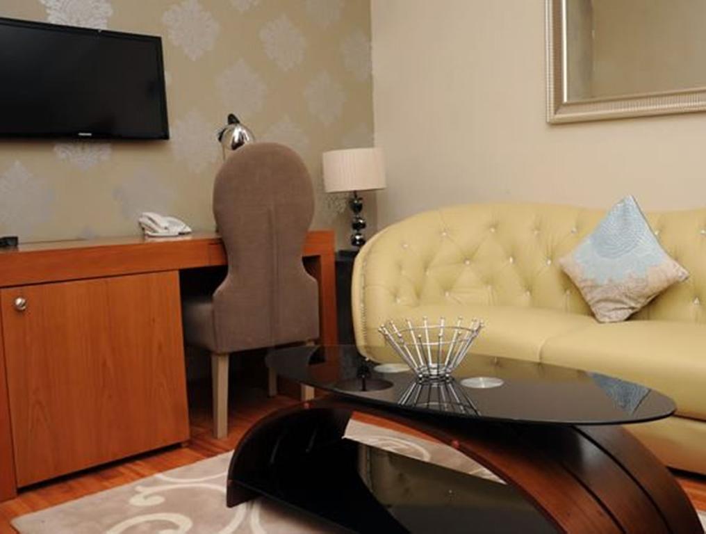 Morning Side Suites Aliayabiagba Exterior foto